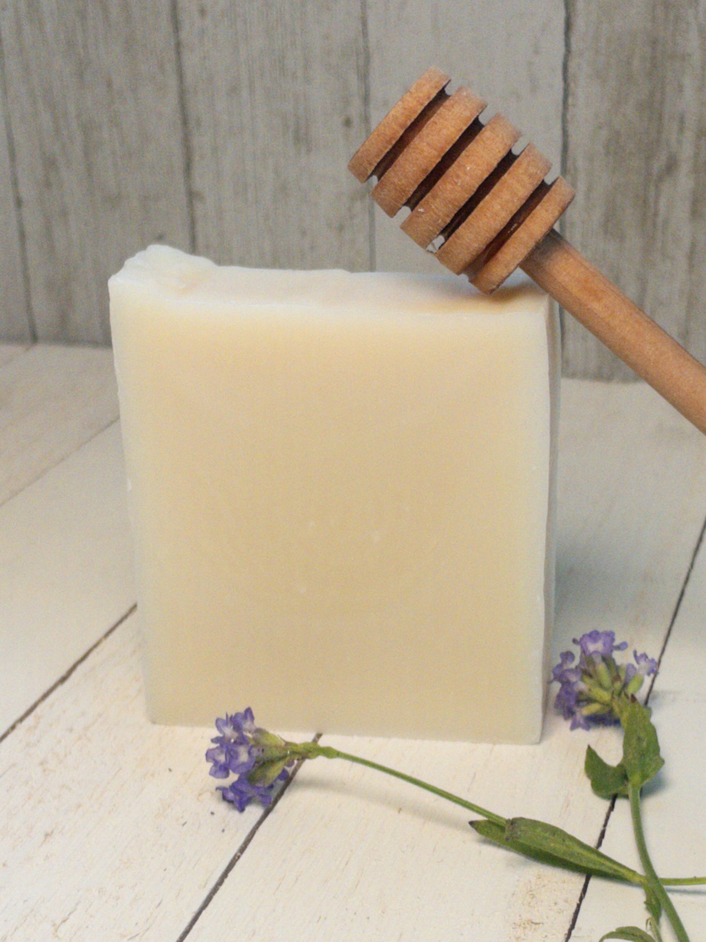 Honey Oatmeal & Lavender Handmade Soap